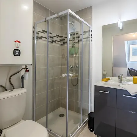 Le Poete - T2 Proche Centre Apartment